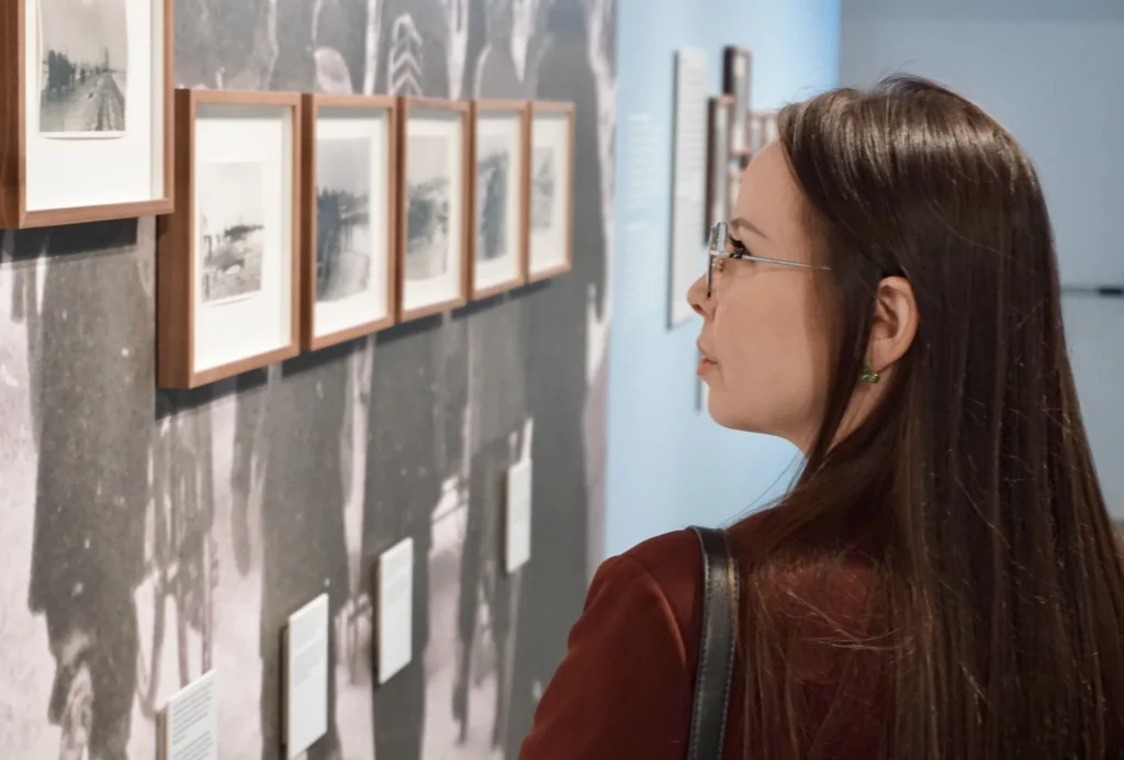 AGDM besuch im Dokumentationszentrum