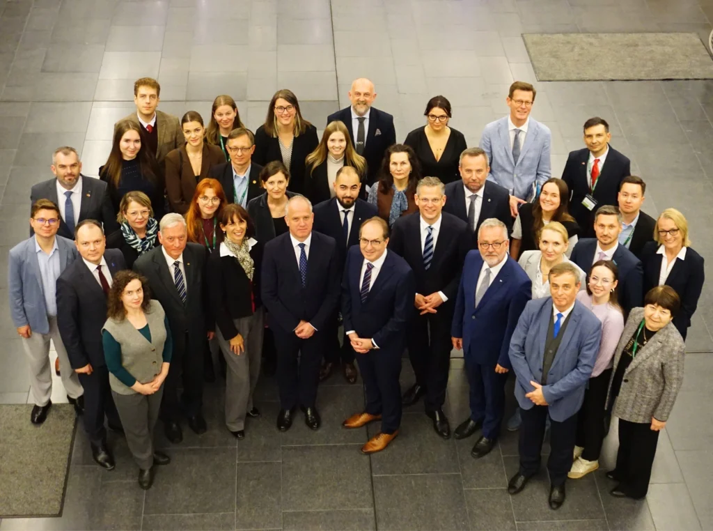 Gruppenfoto agdm BMI mit Bundesinnenminister Alexander Dobrindt